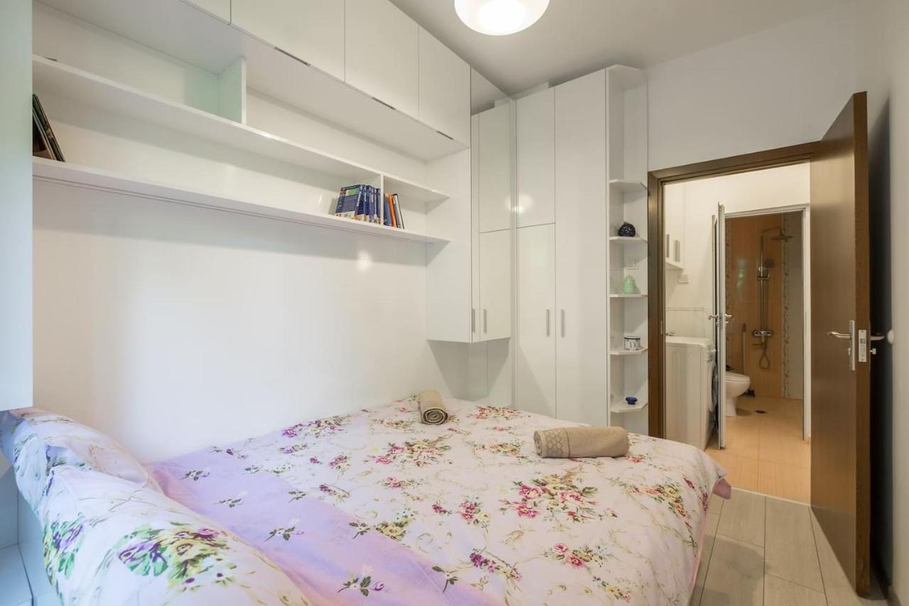 Your Perfect Place To Stay On Vitosha Str Apt Szófia Kültér fotó